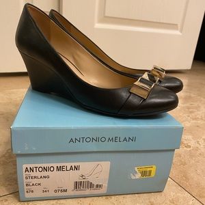 Antonio Melani Sterlang black wedge with gold metal bow
